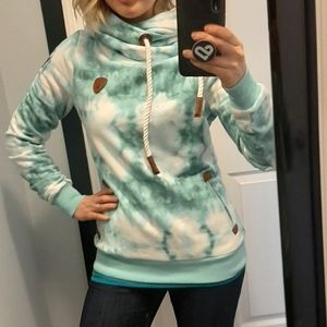 Wanakome Hoodie